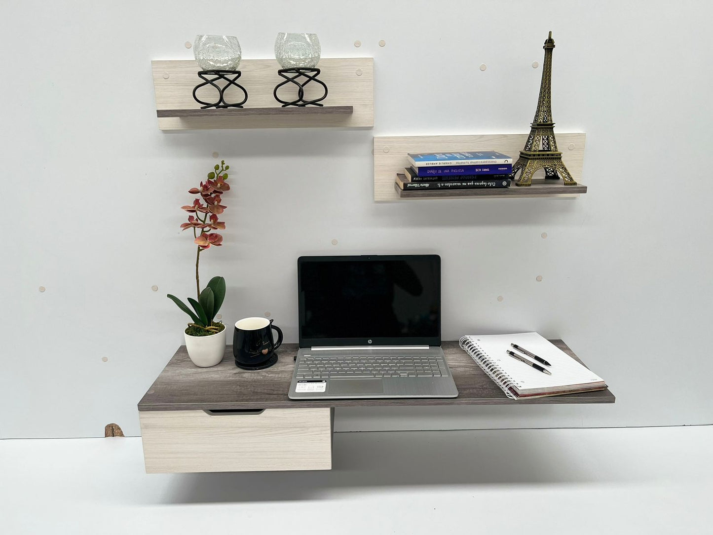 Escritorio Flotante + 2 Repisas – Modelo BREED